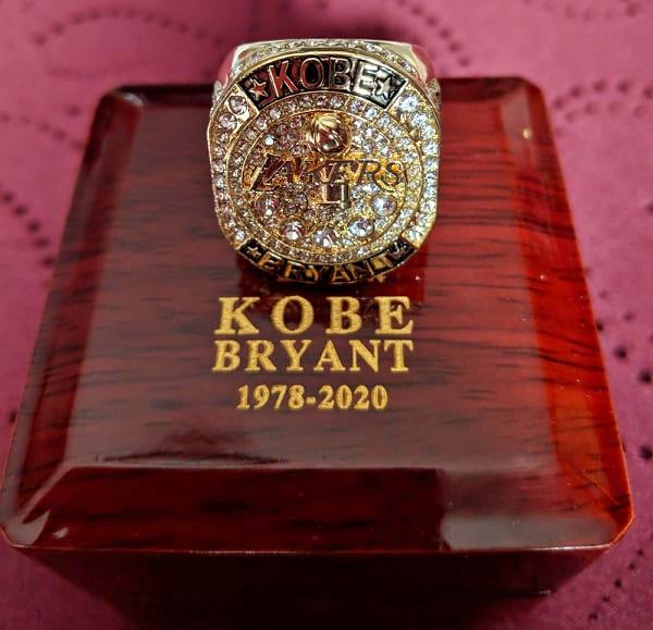 Kobe Bryant Memory Ring & Box